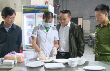 Siết chặt an toàn thực phẩm dịp Tết trên địa bàn Thành phố Hà Tĩnh