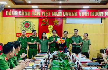 Công an TP Hà Tĩnh gặp mặt, chúc mừng nhân kỷ niệm ngày truyền thống Ngành kiểm tra Đảng và Văn phòng Đảng uỷ